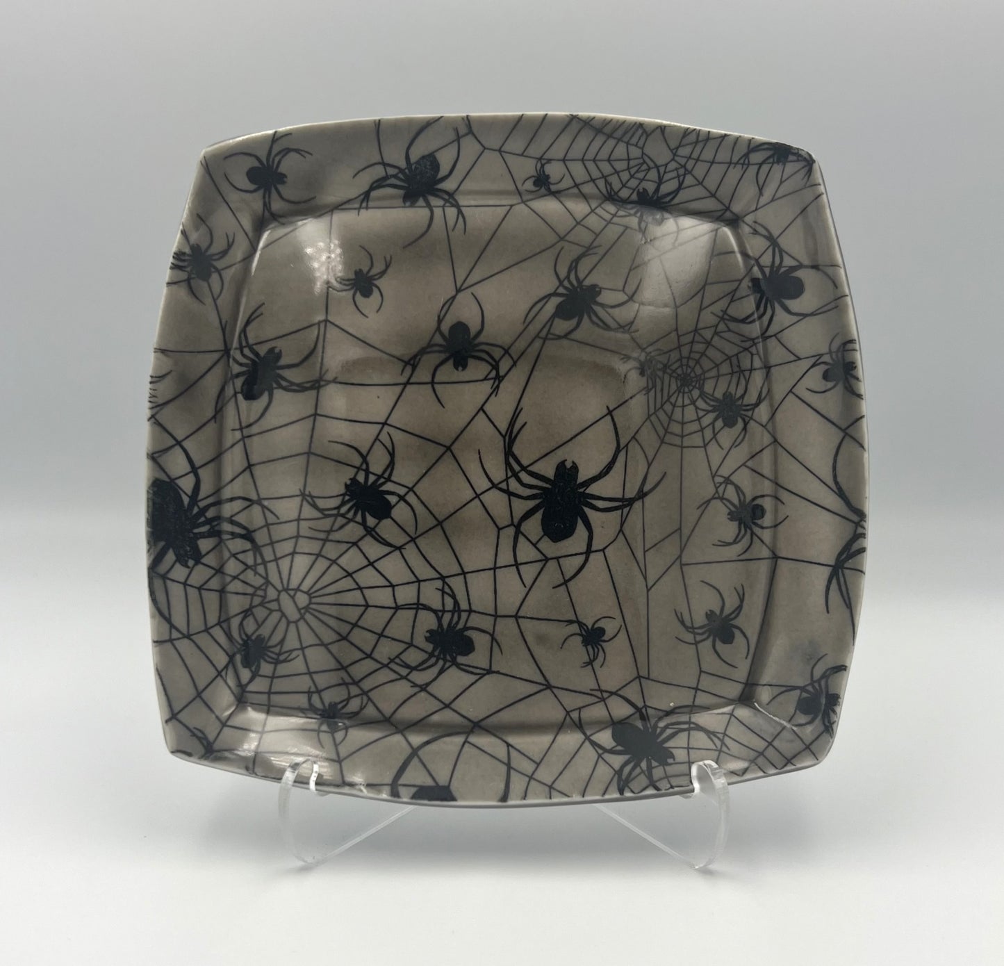 Spiderweb Dish