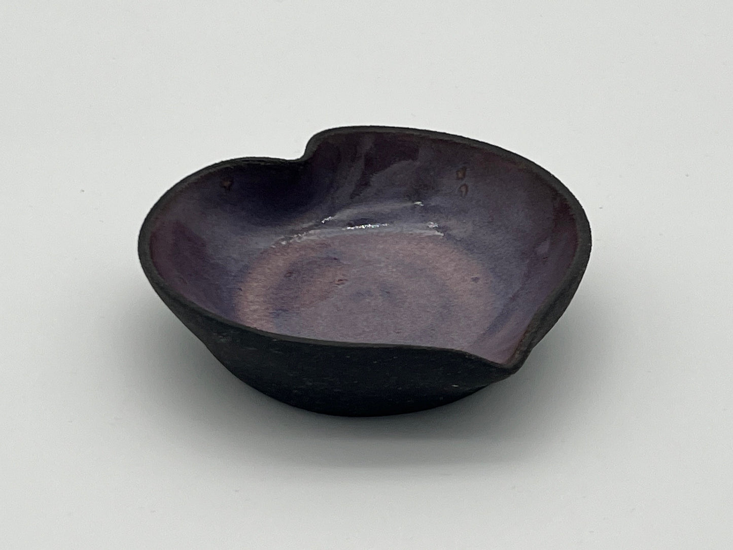 Lilac Heart Dish | Obsidian Collection