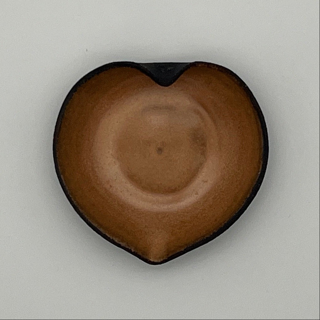 Saffron Heart Dish | Obsidian Collection